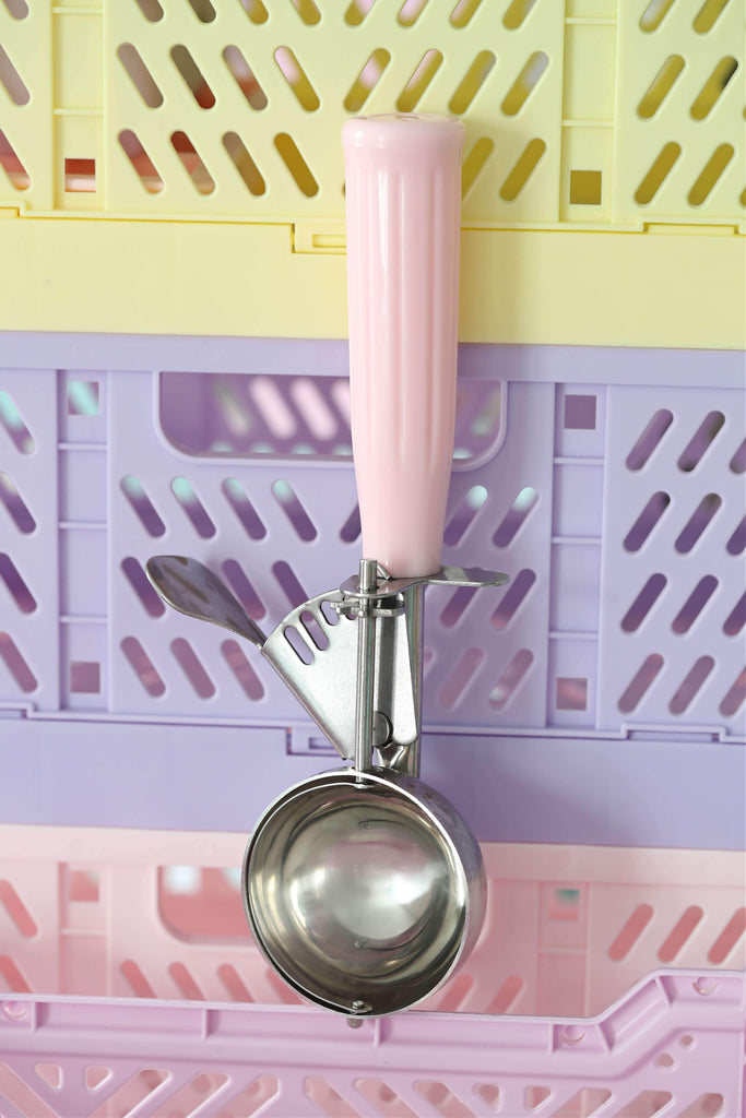 Love, Manuela Ice Cream Scoopers Love, Manuela Ice Cream Scooper
