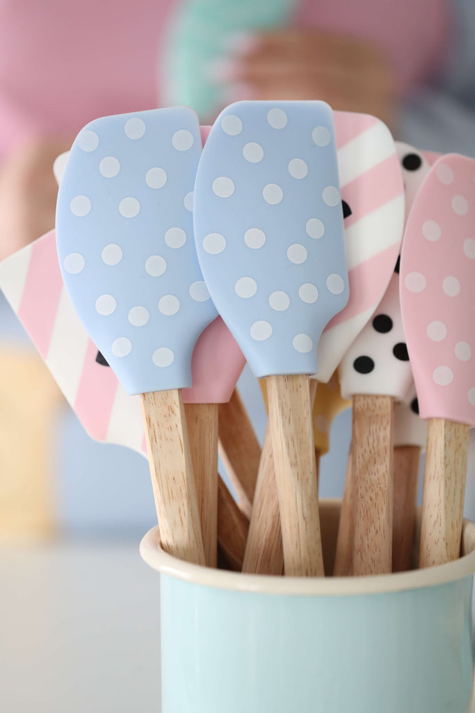 Love, Manuela Spatulas Love Manuela Slikkepott, Lyseblå med Hvite prikker