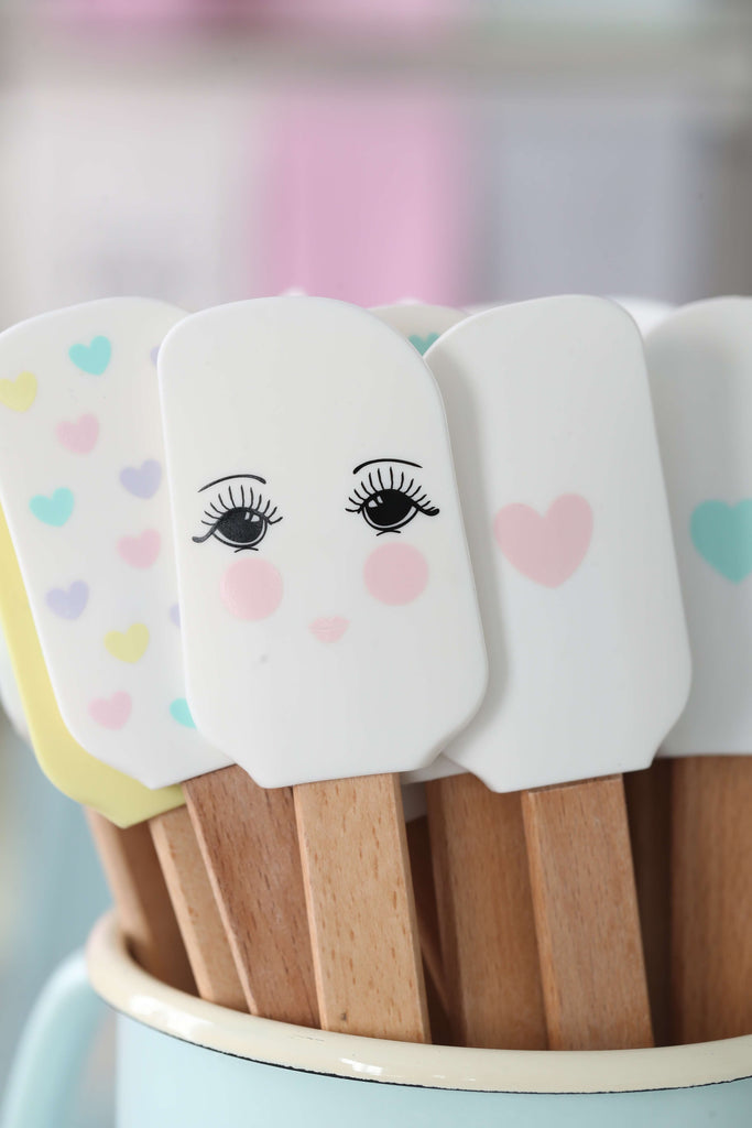 Love, Manuela Spatulas Miss Étoile Slikkepott "Eyes"